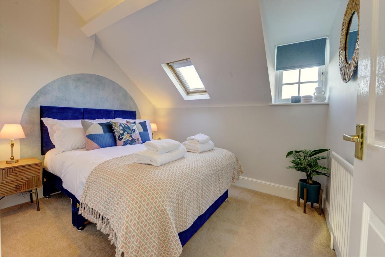 Regency Nest By Spa Town Property - Stylish 3 Bedroom Apartment On 2 Floors, Central ليمينغتون المظهر الخارجي الصورة